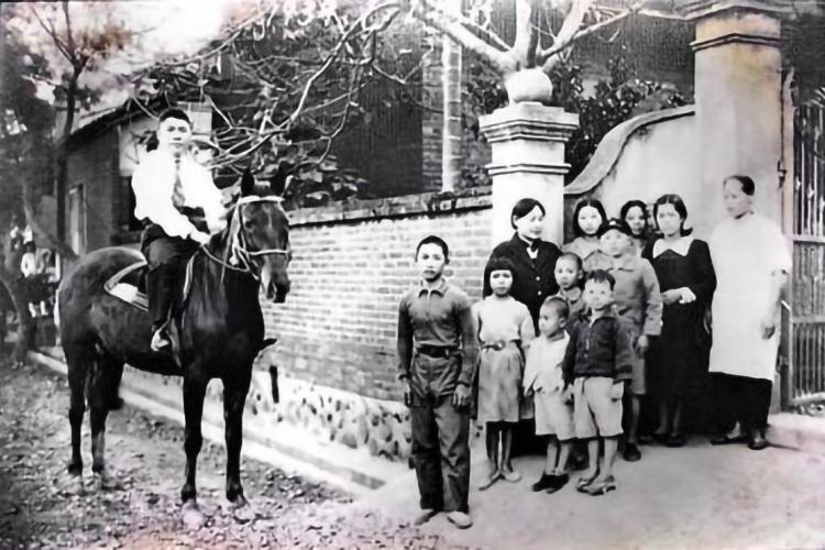 1-11三峽救生診所