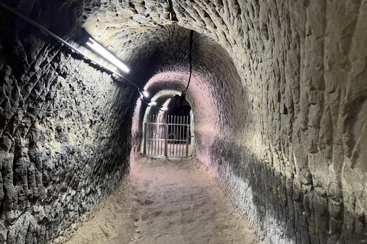 02引水石腔（硿）