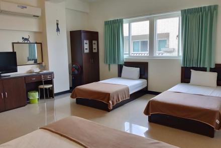 10王功皇后休閒旅館