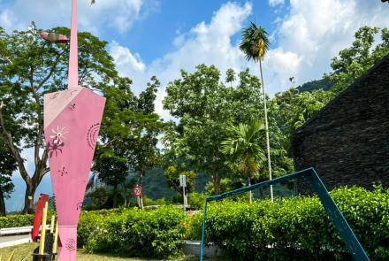 30斜坡上的風很香 The Fragrant Breeze on the Hill