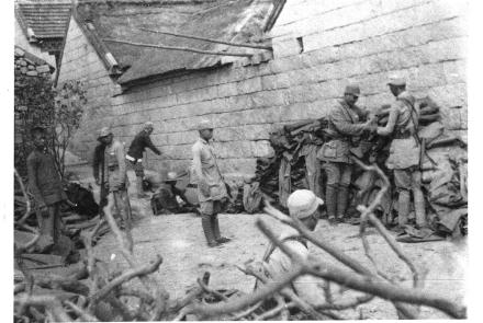 20投身抗日、保家衛國