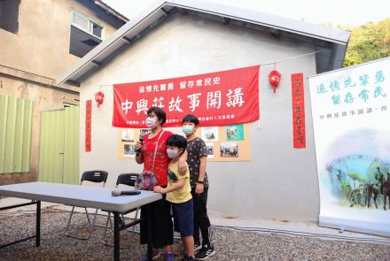 40張曼麗憶兒時記趣